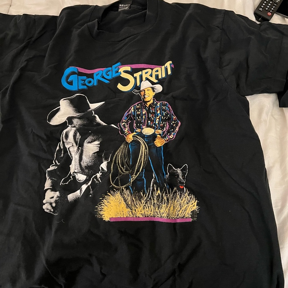 XL unisex Vintage George Strait tee shirt.